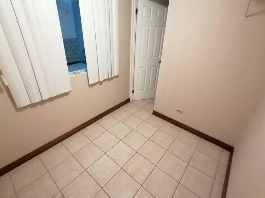 Casa en venta en Sabanilla, Montes de Oca. RAH 22-1527 - Venta en Montes de Oca — photo 3