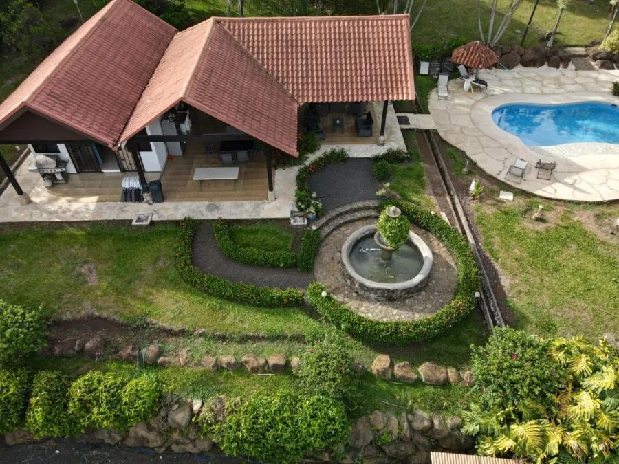 FINCA DE LUJO EN VENTA EN LA GUÁCIMA, ALAJUELA RAH 233171  - Venta en Guácima