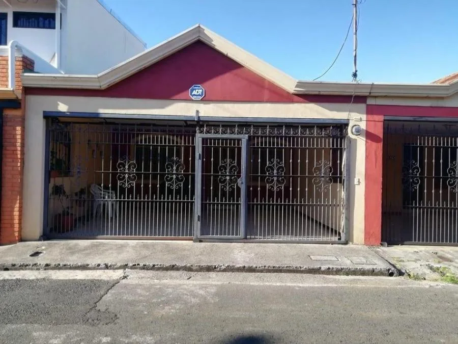 Venta de Casa en San Francisco de Heredia. RAH 22-798 - Venta en San Francisco