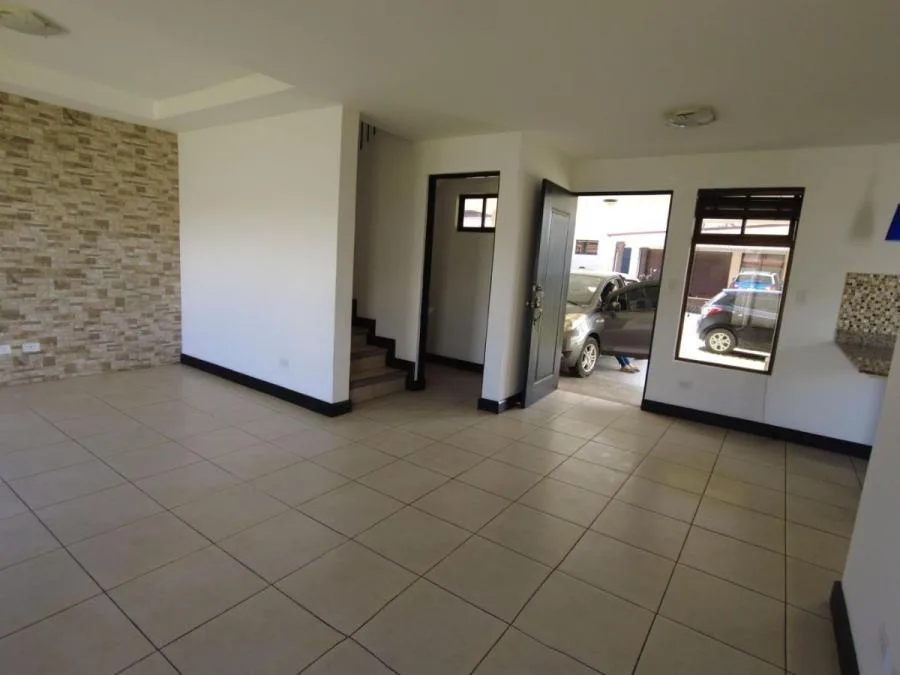 Casa en Venta en Moravia RAH #23593 - Venta en Moravia — photo 3