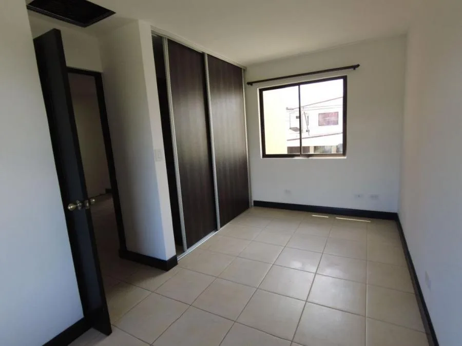Casa en Venta en Moravia RAH #23593 - Venta en Moravia — photo 5
