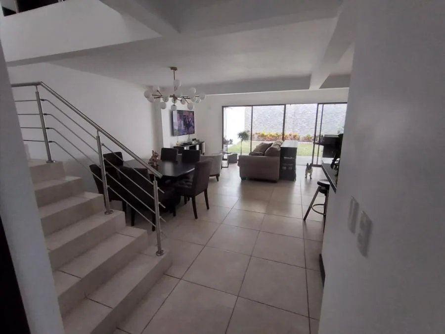 Bella casa en Condominio en Santo Domingo Heredia. RAH 22-326 LU - Venta en Santo Domingo — photo 2