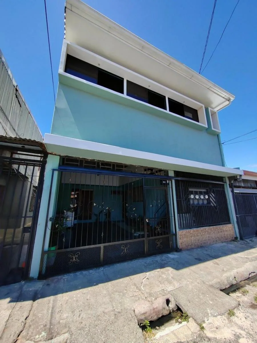 CASA EN VENTA EN ALAJUELA, cod: CTL 23-2107 - Venta en Alajuela