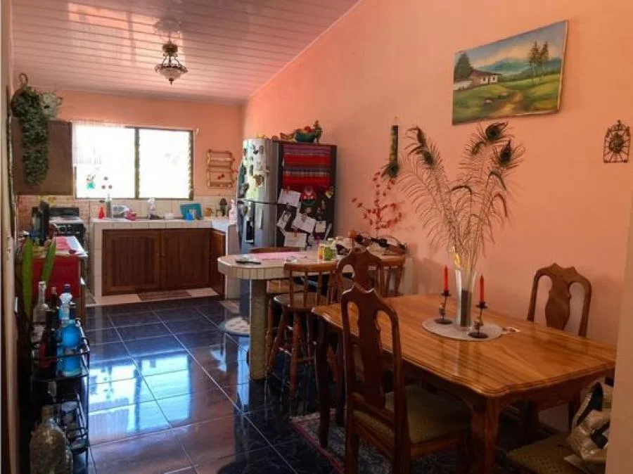 Casa en Venta, En Guadalupe, Calle Blancos, con Apto. NEG. 5PJG7141532 - Venta en Moravia
