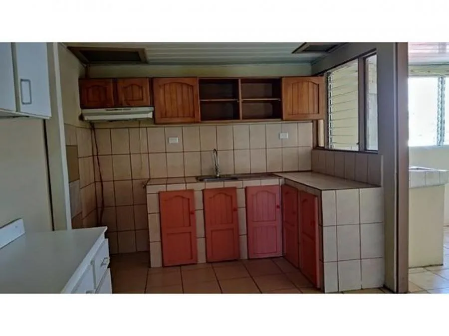 Casa en Venta, En Guadalupe, Calle Blancos, con Apto. NEG. 5PJG7141532 - Venta en Moravia — photo 5
