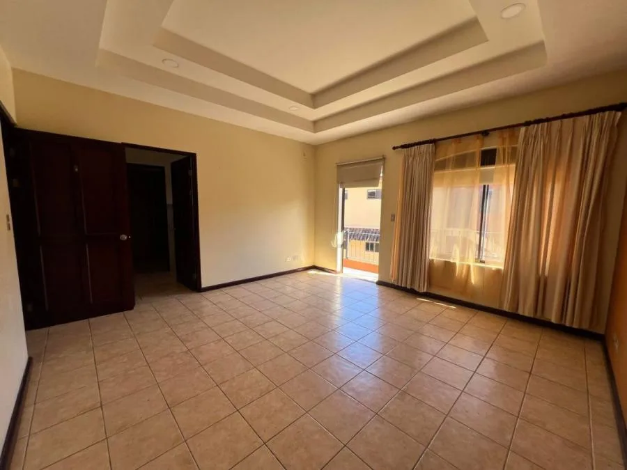Casa de dos niveles en condominio con amenidades en Brasil de Mora #26-1021 GS - Venta en Mora — photo 5