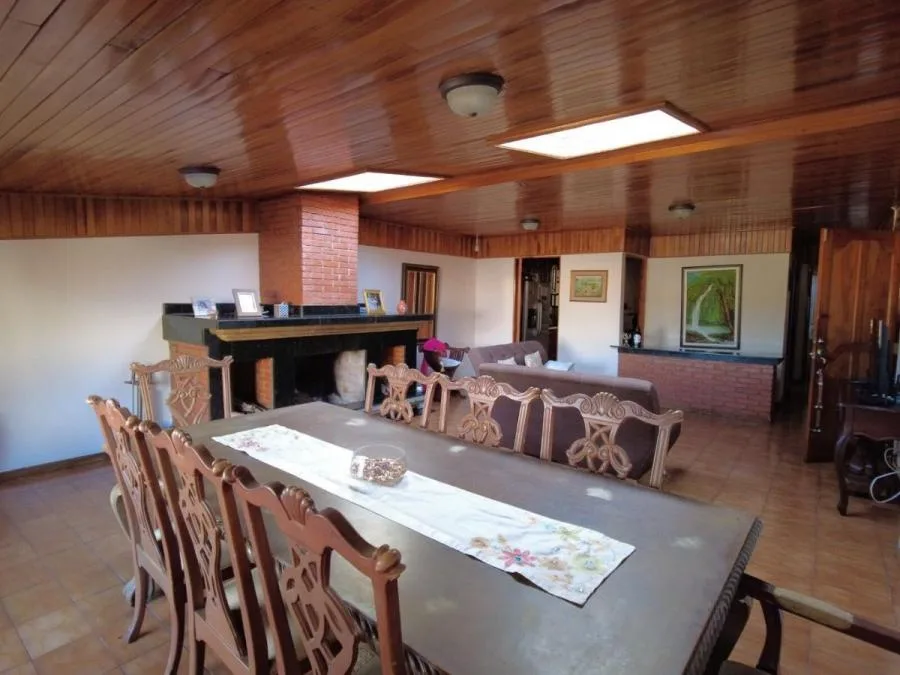 Venta de Casa en Los Colegios Sur Moravia MGA - Venta en Moravia