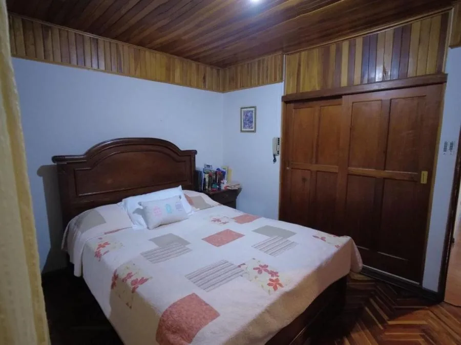 Venta de Casa en Los Colegios Sur Moravia MGA - Venta en Moravia — photo 2