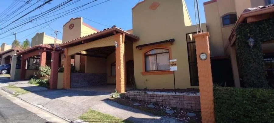 Venta de casa en San Francisco de Heredia - Venta en San Francisco
