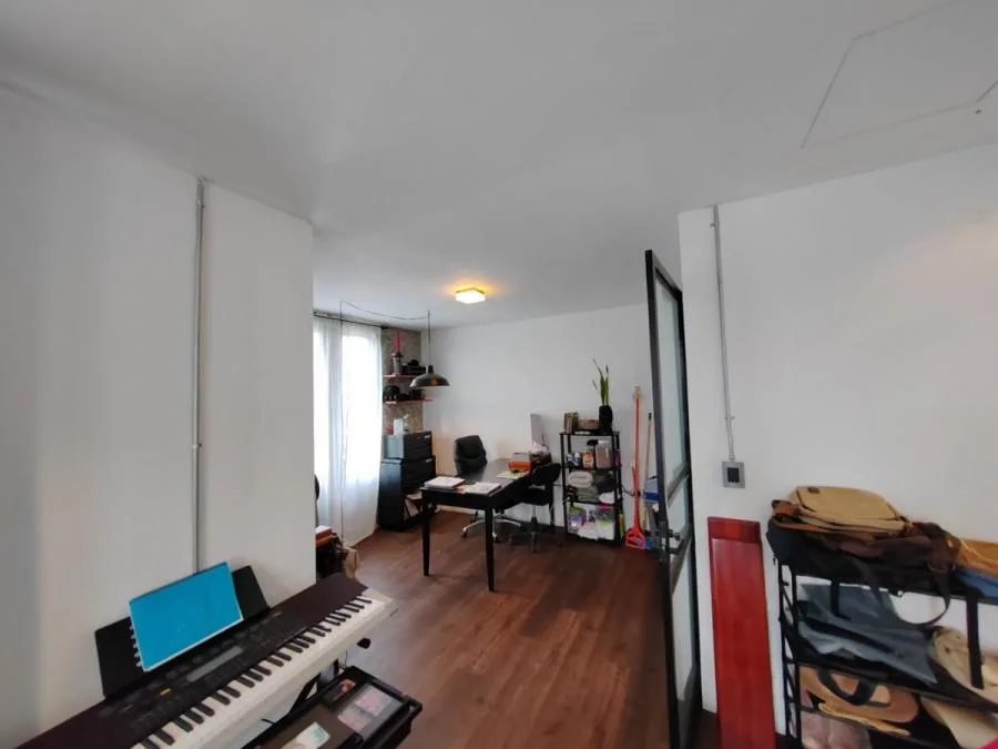 Venta de Casa + APTO en Tibás, San José. - Venta en Tibás — photo 3