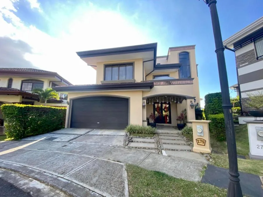 Venta de Casa en Condominio Francosta Ulloa Heredia MGA - Venta en Ulloa