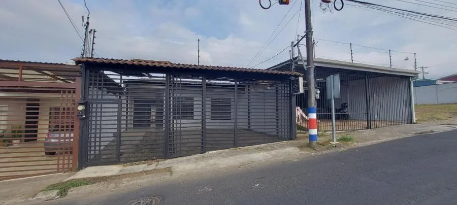 CASA EN VENTA EN PARAÍSO, CARTAGO RAH 24104  - Venta en Paraíso