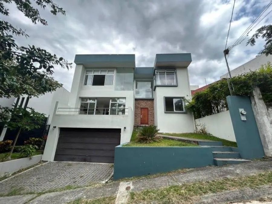 Casa en Venta en Santa Ana, San José. RAH 23-3231 - Venta en Santa Ana