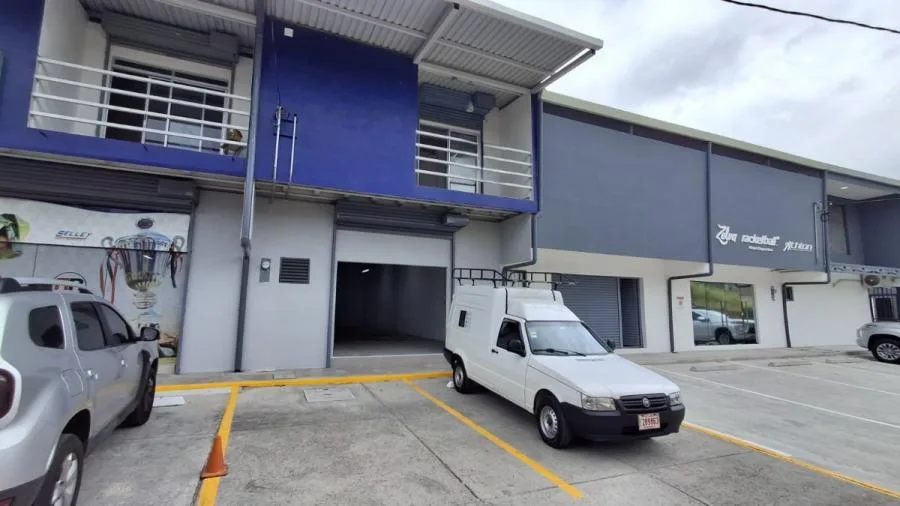 Alquiler de bodega comercial en barrio Corazón de Jesús San José (LFS) - Alquiler / Renta en San José