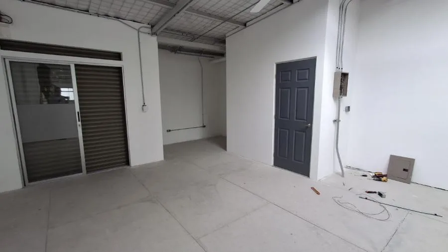 Alquiler de bodega comercial en barrio Corazón de Jesús San José (LFS) - Alquiler / Renta en San José — photo 4