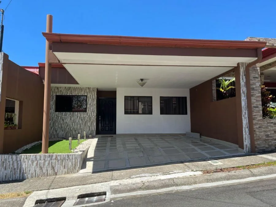 Venta de Casa de una planta en Condominio - Venta en Condominio Londres