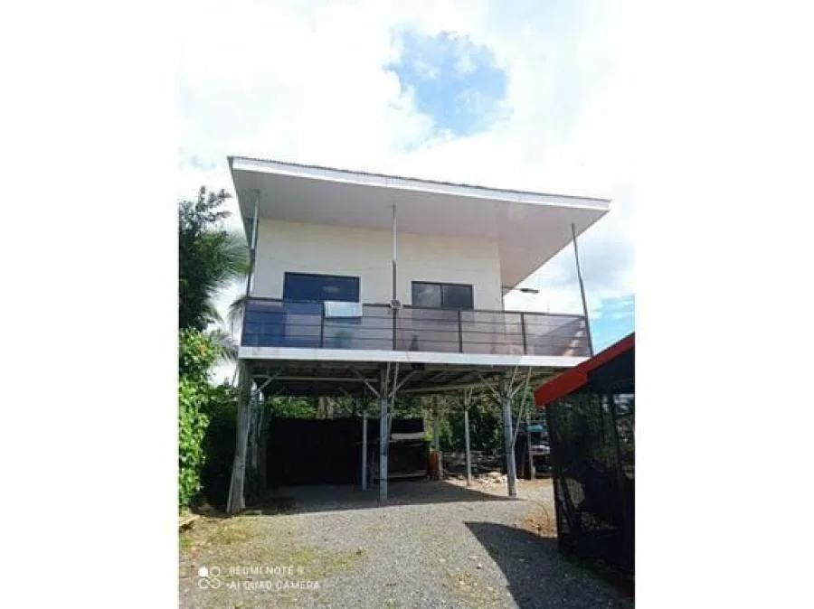 VENTA DE CASA Y APARTAMENTO, LIMÓN, SIQUIRRES, PACUARITO - Venta en Limón