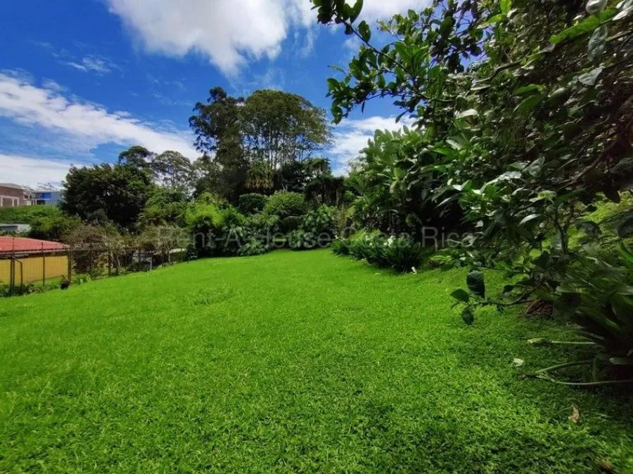 Venta de Lote en San Rafael-Montes de Oca. RAH 26-1579 - Venta en Montes de Oca