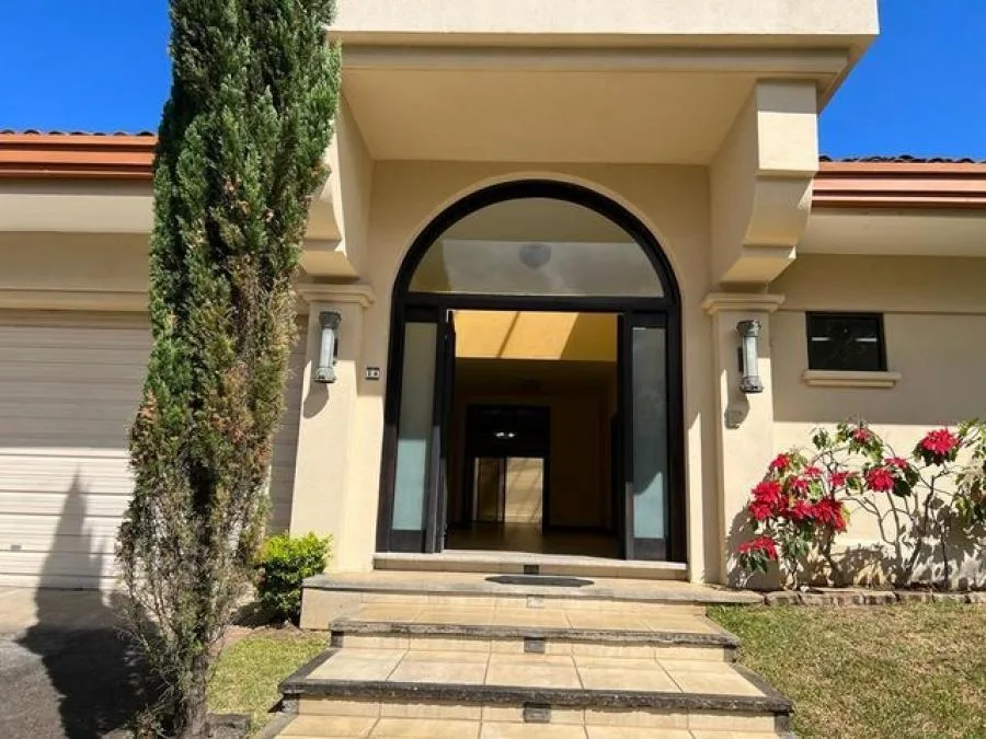 Alquiler de Casa en San José, Santa Ana - Alquiler / Renta en Santa Ana