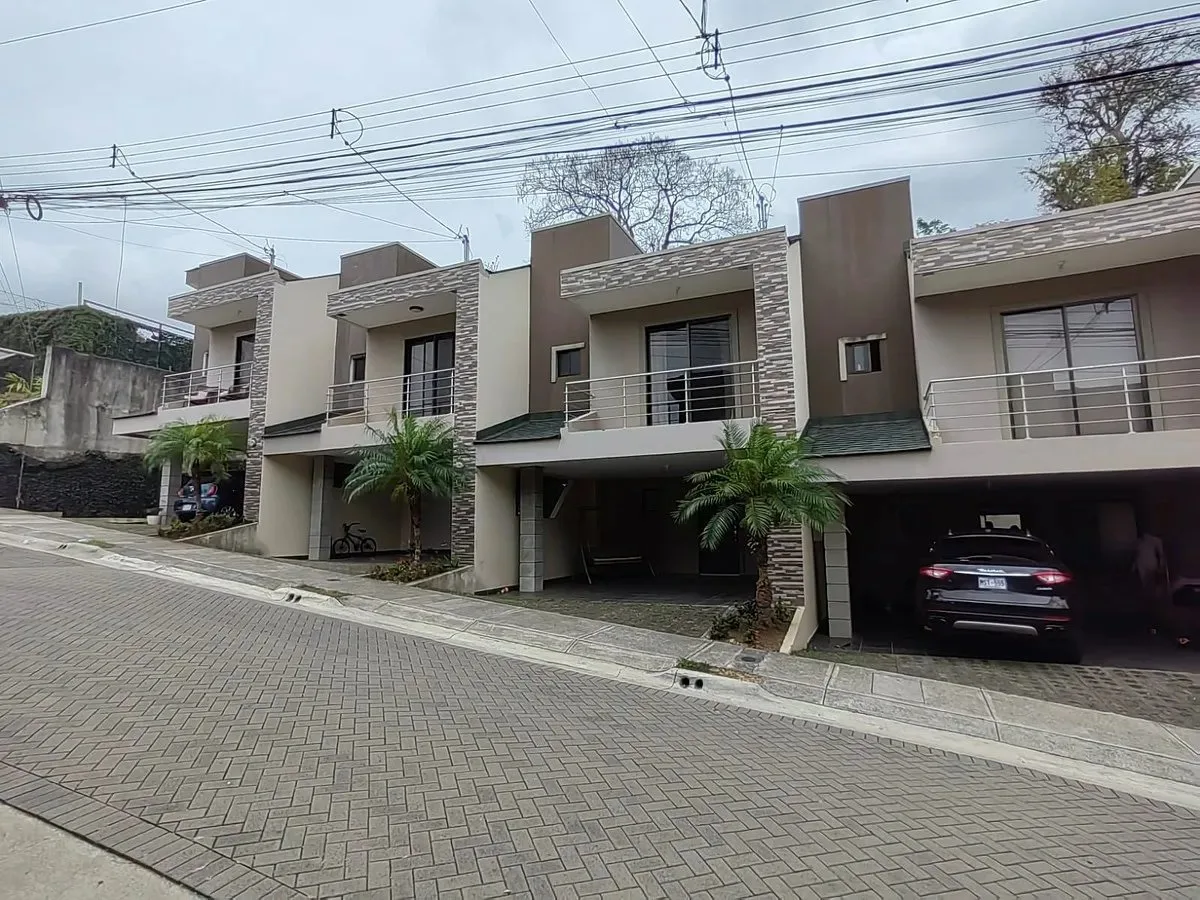 Alquiler de casa en condominio Altavista, Ciudad Colón #VR7711 - Alquiler / Renta en Mora