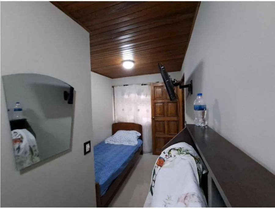 Venta de casa independiente cerca de Los Yoses Sur, San José US$250,000 #JM61 - Venta en San Pedro — photo 5