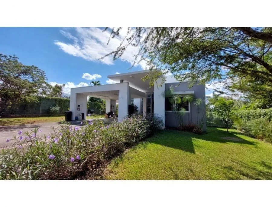 Venta de casa en condominio en La Garita, Alajuela #GA005 - Venta en Garita
