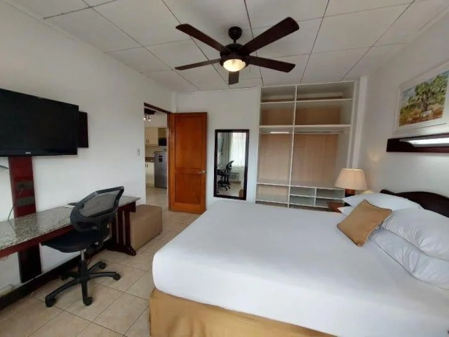 Se vende casa en Catedral San José 25-825 - Venta en San José