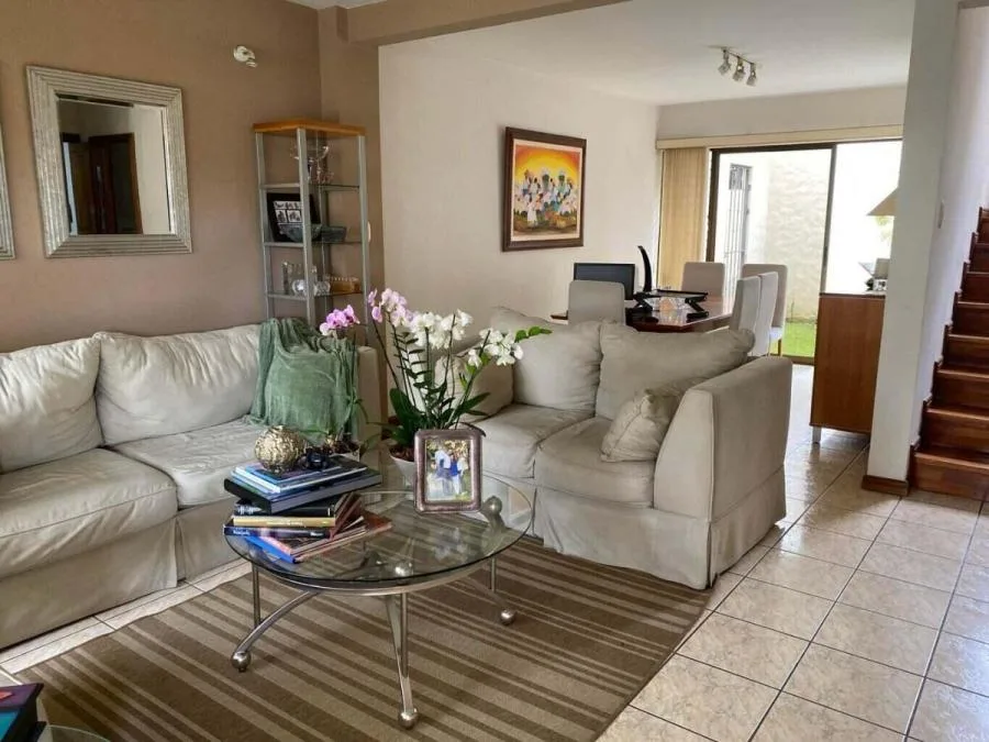 Alquiler de Local Comercial en Escazú-San Rafael. RAH 26-2097 - Alquiler / Renta en Escazú