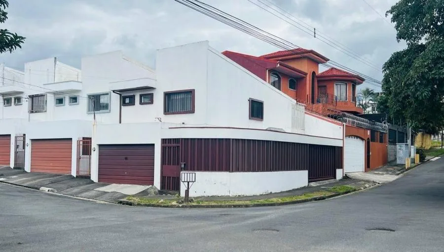 Venta de Casa en Pavas, San José. RAH 25-1137 - Venta en Pavas