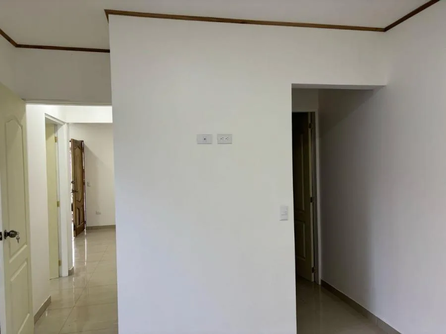Venta de apartamento en segundo piso a estrenar en condominio en Tibás #OL5933 - Venta en San Pedro — photo 5