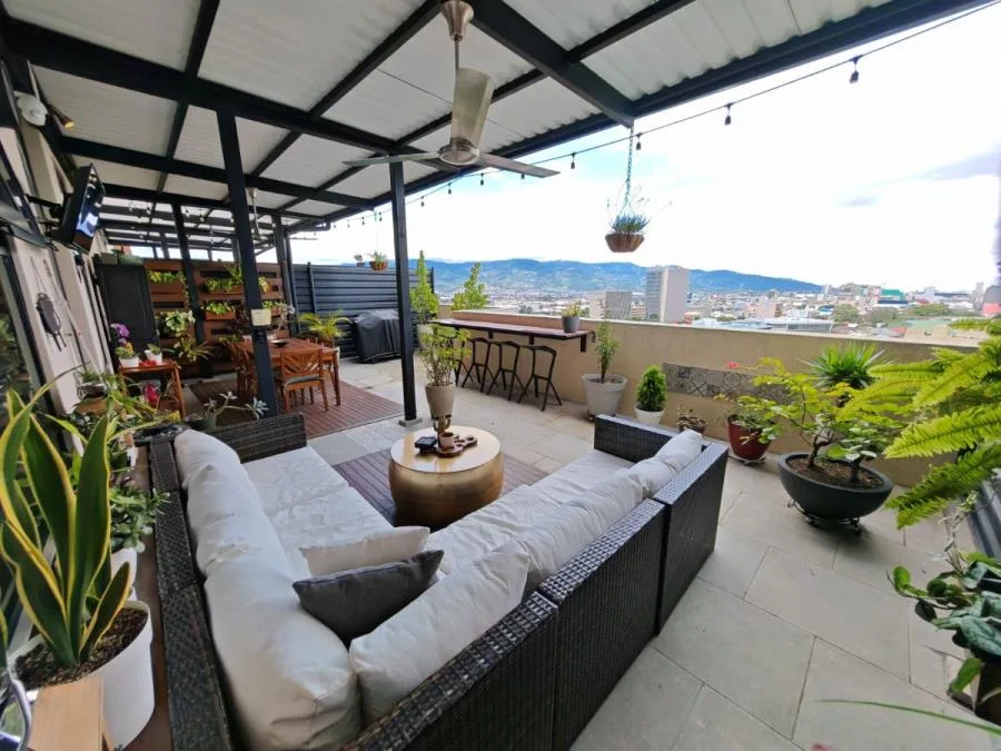 Venta de apartamento con terraza en Torre Urbn Escalante, San José - Venta en San José