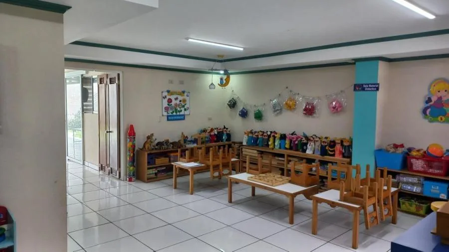Venta de Casa con Uso de Suelo Mixto en Tibás, San José. RAH 25-46 - Venta en Tibás — photo 3