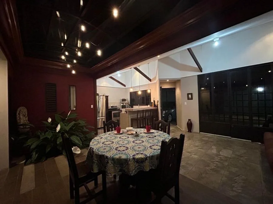 Casa Acogedora en Venta Ubicada en Barrio Fatima, Heredia - Venta en Heredia