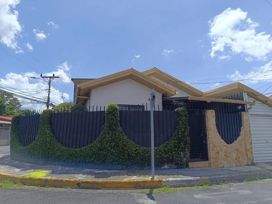 Venta de Acogedora Casa en San José / JB OFC Mls. 25-93 - Venta en San José