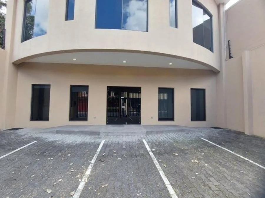 Venta de Propiedad Comercial en Pavas, San José. - Venta en Pavas