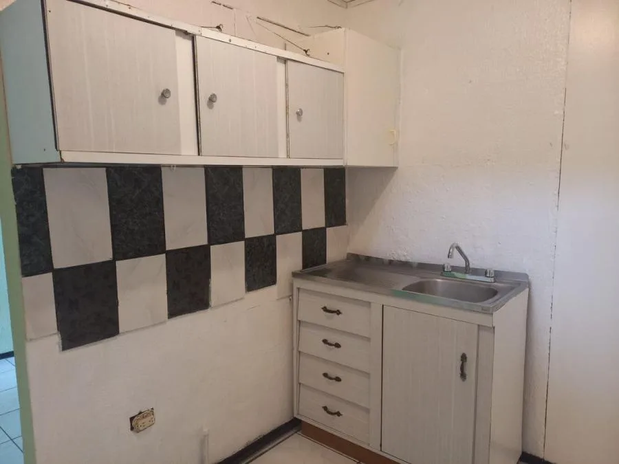 Alquiler de Apartamento en Goicoechea, San José. RAH 25-1702 - Alquiler / Renta en Goicoechea — photo 4
