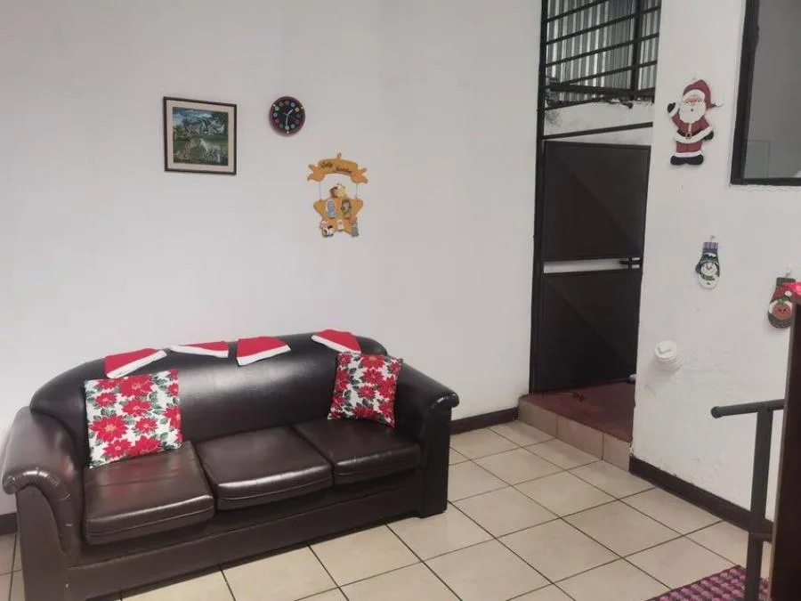 Casa en Venta en Goicoechea, San José. RAH 23-1025 - Venta en Goicoechea — photo 2