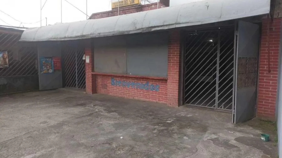 Venta de Local Comercial en Aguas Calientes de Cartago. RAH 26-753 - Venta en Aguacaliente