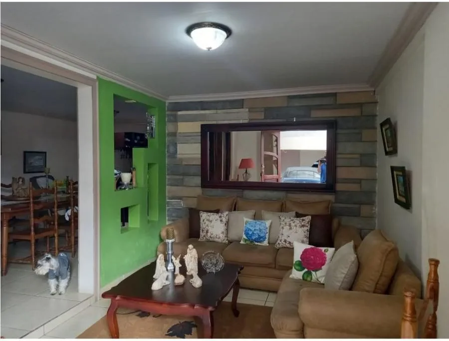 Venta de casa con uso mixto en Moravia Centro #ER004 - Venta en San Vicente