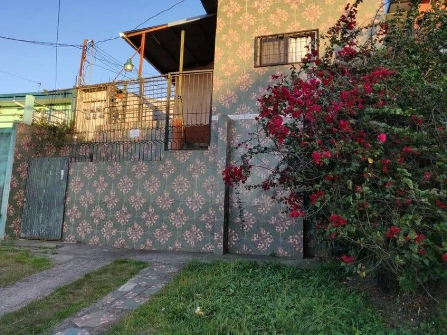 Hermosa casa en condominio con terraza, jardín y amenidades para toda la familia #26-569 GS - Venta en Moravia