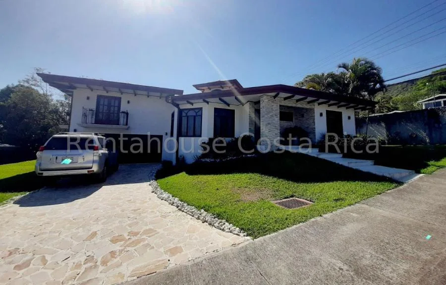 Casa en venta en Santa Ana, San José. RAH 22-2267 - Venta en Santa Ana