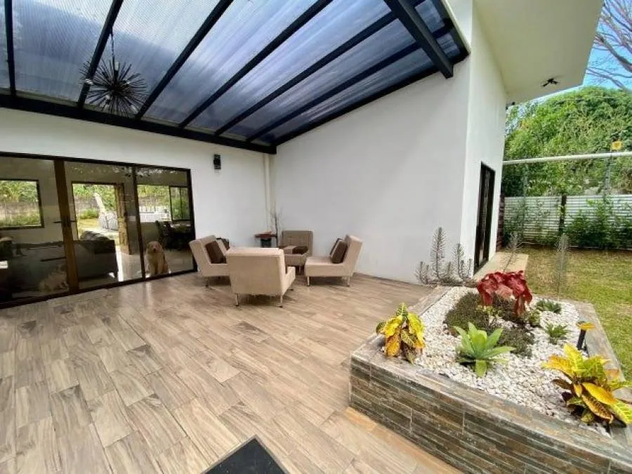 Venta de casa en La Guácima Alajuela - Venta en Guácima