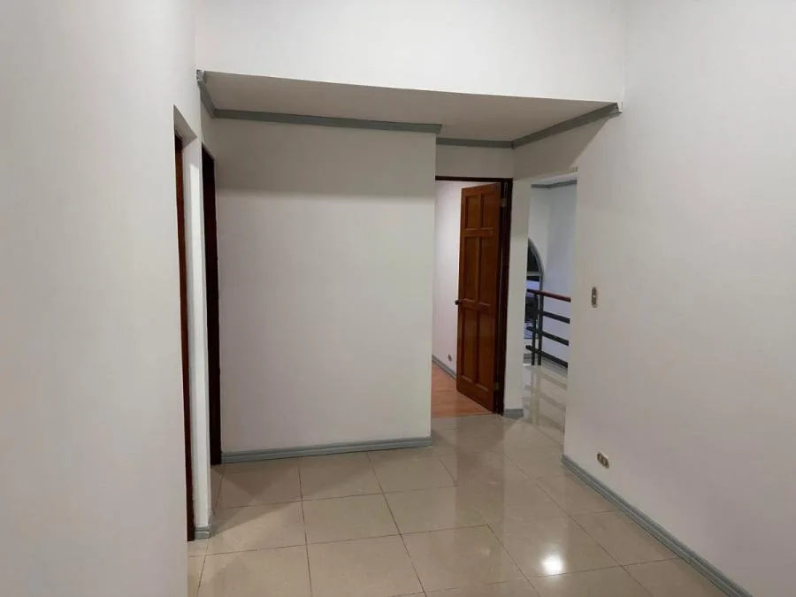 Alquiler de Apartamento en Anselmo Llorente-Tibás, San José. RAH 26-805 - Alquiler / Renta en Tibás — photo 2