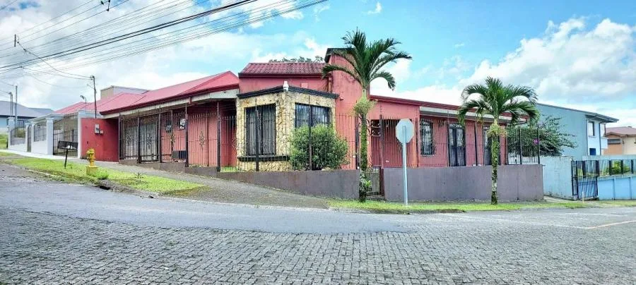Venta de Casa en San Carlos de Alajuela. RAH 26-180 - Venta en San Carlos