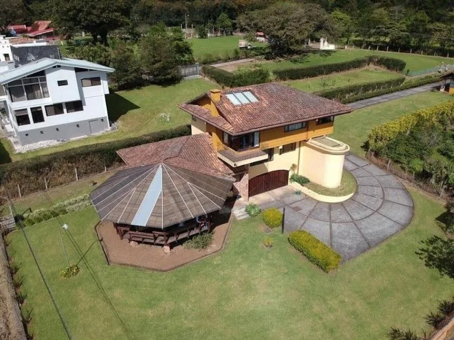 VENTA DE CASA EN SAN RAFAEL DE HEREDIA PBR - Venta en San Rafael