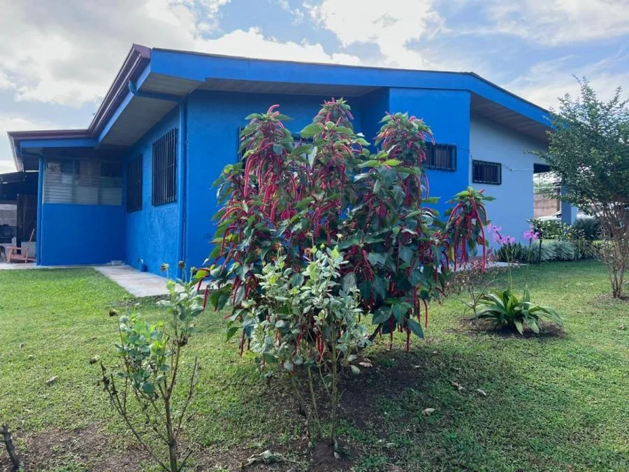 Casa en amplio terreno donde vivirás con tranquilidad #26-696 GS - Venta en Grecia