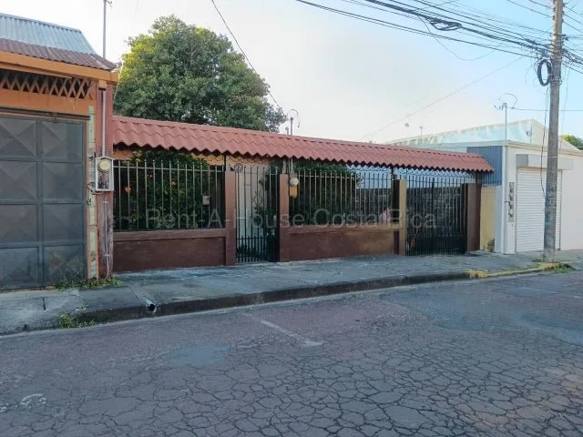 Venta de Casa en Liberia de Guanacaste. RAH 26-1910 - Venta en Liberia