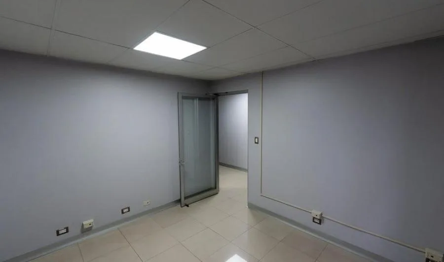 Alquiler edificio de oficinas en La Uruca - Alquiler / Renta en Uruca — photo 5