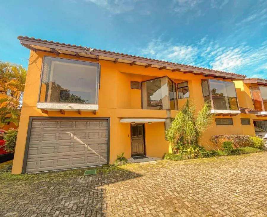 Casa en Venta en La Uruca, San José RAH #23599 - Venta en Uruca