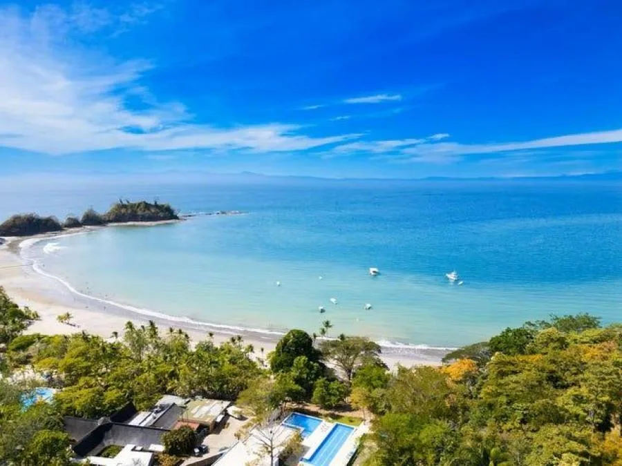 Venta de hermoso apartamento ubicado en puntarenas garabito 26-1211 - Venta en Garabito